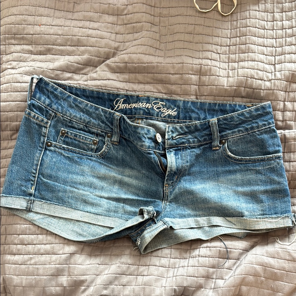American Eagle Outfitters Women's Blue Denim Shorts